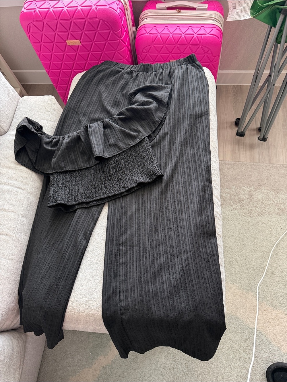 Women’s Black Pleated Wide-Leg Pants — with top Lightweight Comfort